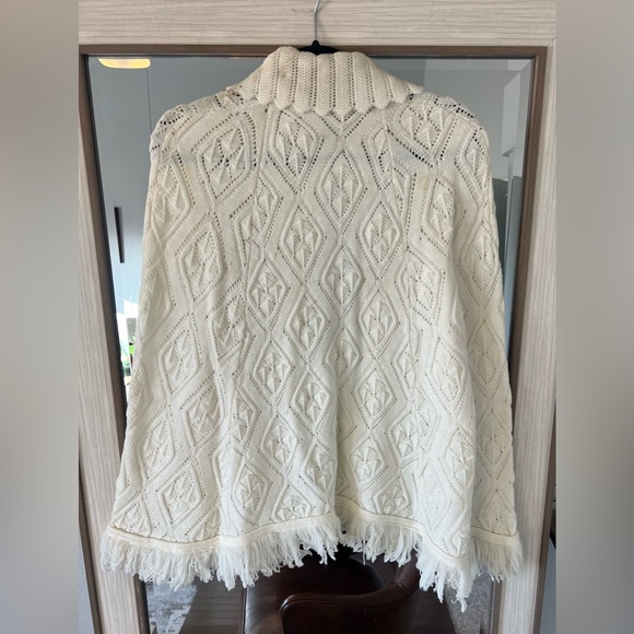 Vintage Wintuk Knit Poncho Button Cape Shawl Sweater with Fringe Trim Off White - Picture 3 of 3